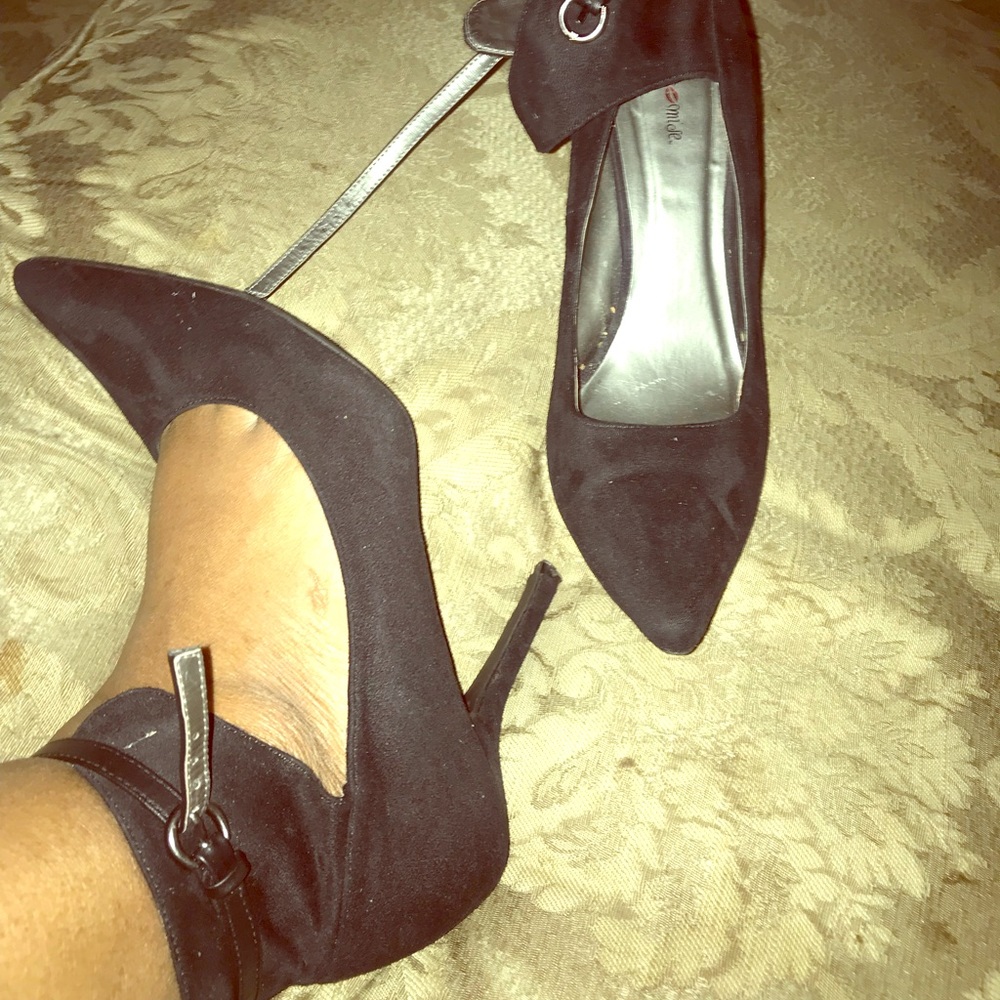 Sexy BLACK HEELS